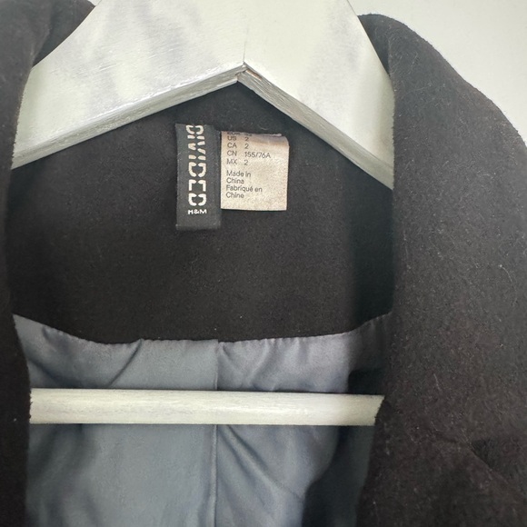 H&M Black Coat with Gray Lining - Picture 5 of 7